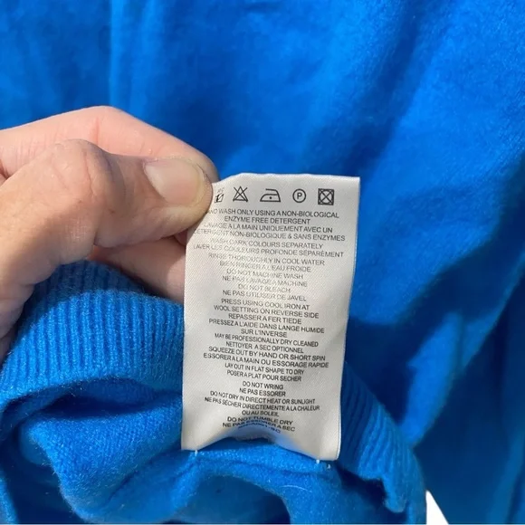 DUKE OF SCOTLAND Men’s Vibrant Blue V-Neck Cashmere Sweater Size XXL shrunk to L - Picture 9 of 12